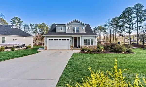 $749,500 | 4970 Surfwood Drive, Sherrills Ford, NC 28673