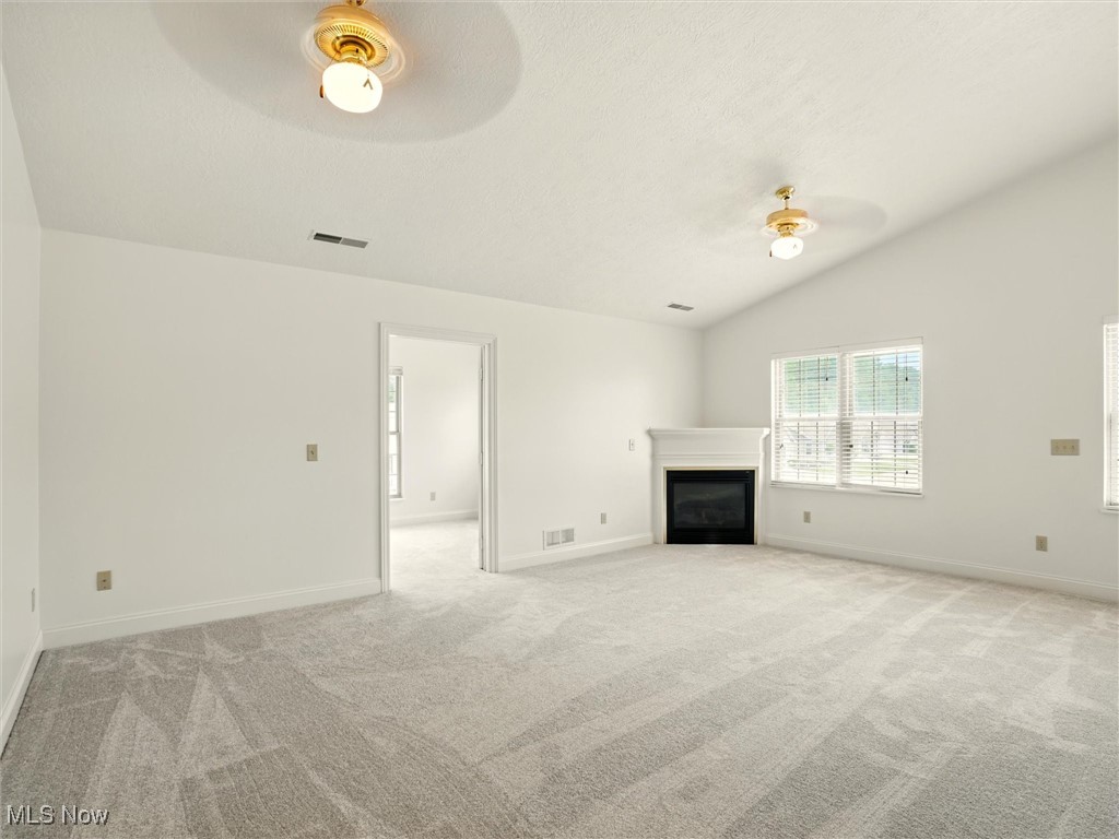6000 Lake Road West, Unit 222 Ashtabula, OH 44004 - Photo 3 of 30