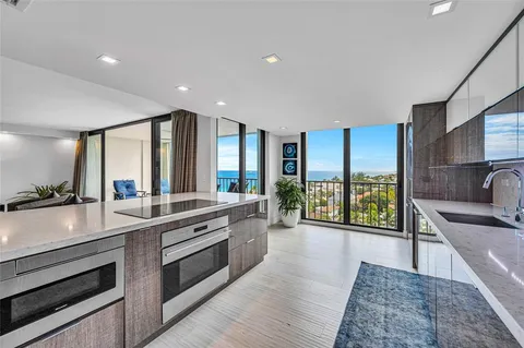 $995,000 | 1901 North Ocean Boulevard, Unit 9E, Fort Lauderdale, FL 33305
