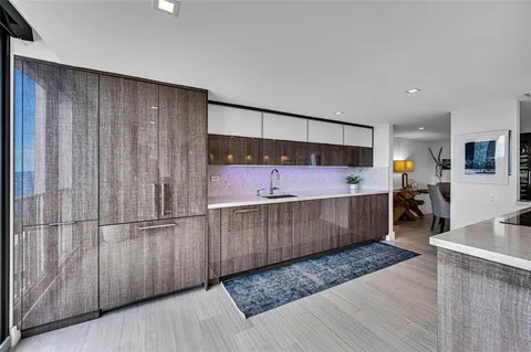 $995,000 | 1901 North Ocean Boulevard, Unit 9E, Fort Lauderdale, FL 33305