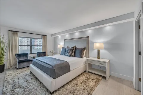 $995,000 | 1901 North Ocean Boulevard, Unit 9E, Fort Lauderdale, FL 33305