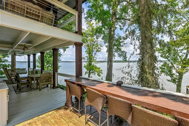 $975,000 | 128 Knott Drive, Many, LA 71449