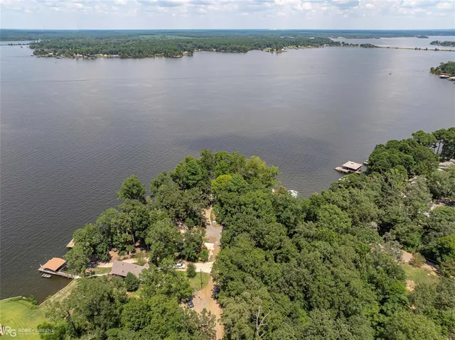 $975,000 | 128 Knott Drive, Many, LA 71449