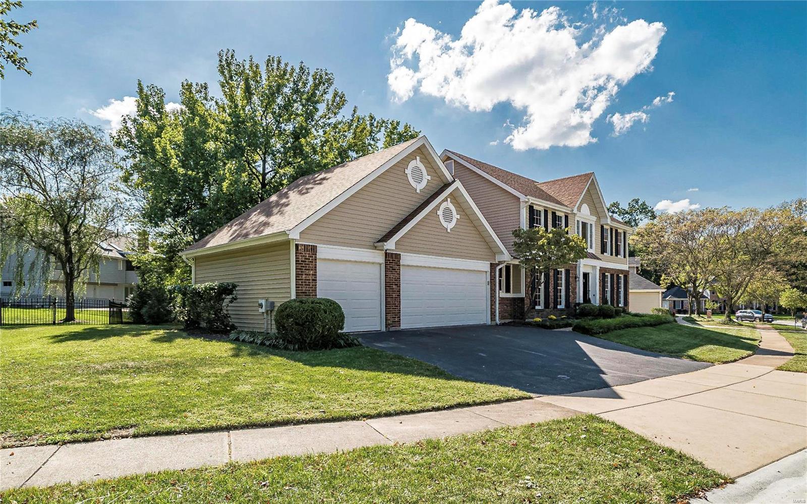 1719 Eldon Ridge Court Chesterfield, MO 63017 - Photo 34 of 39 Gallery Image 34