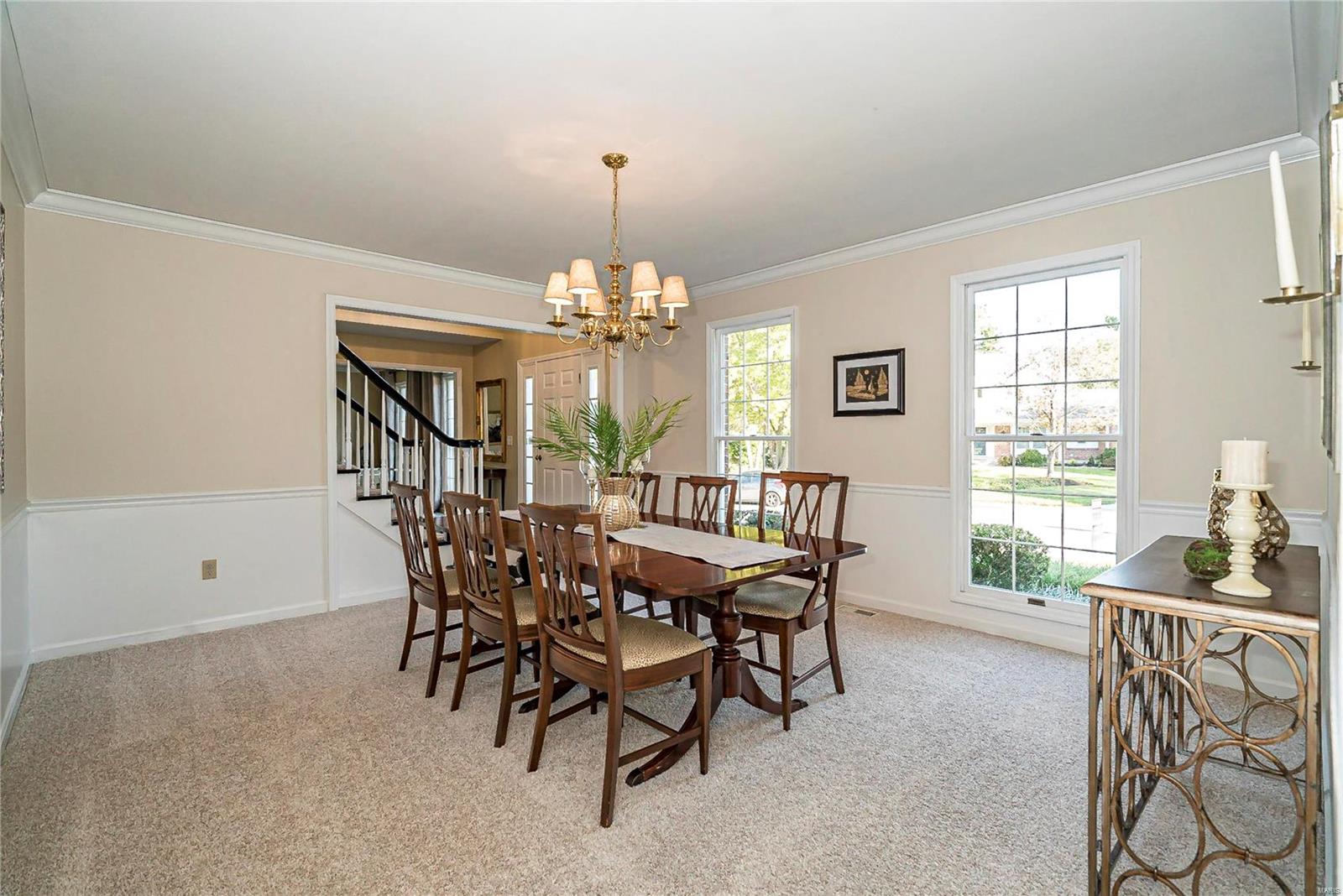1719 Eldon Ridge Court Chesterfield, MO 63017 - Photo 8 of 39 Gallery Image 8