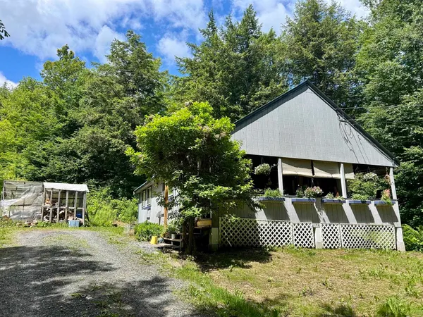 $219,000 | 8 Mary White Road, Tunbridge, VT 05038