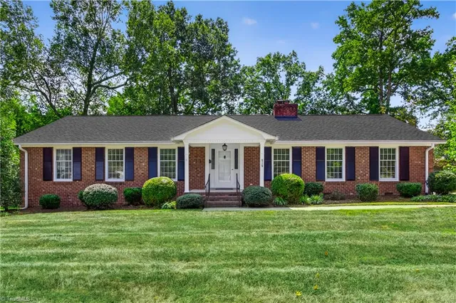 $395,000 | 818 Colonial Drive, Burlington, NC 27215
