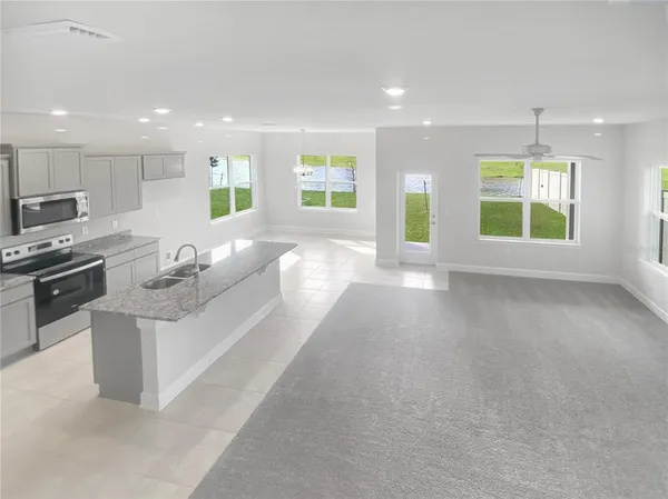 $405,000 | 4487 Sagefield Drive, Harmony, FL 34773