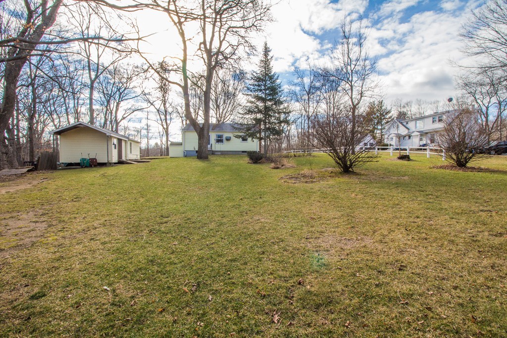 22 George Street Mendon, MA 01756 - Photo 6 of 18 Gallery Image 6