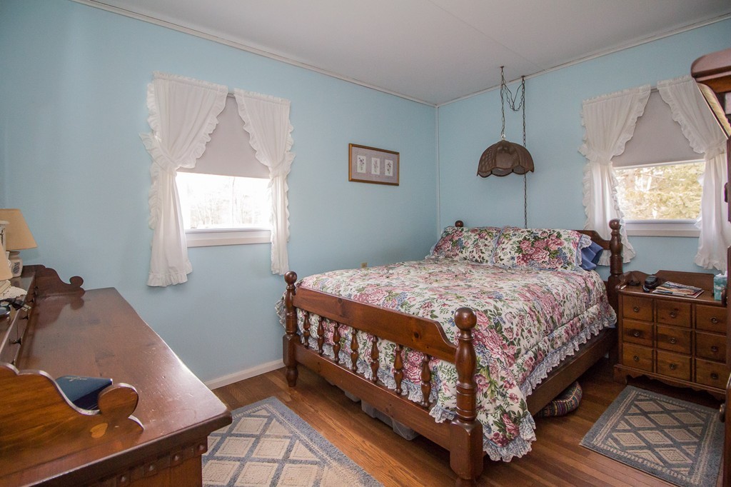 22 George Street Mendon, MA 01756 - Photo 9 of 18 Gallery Image 9