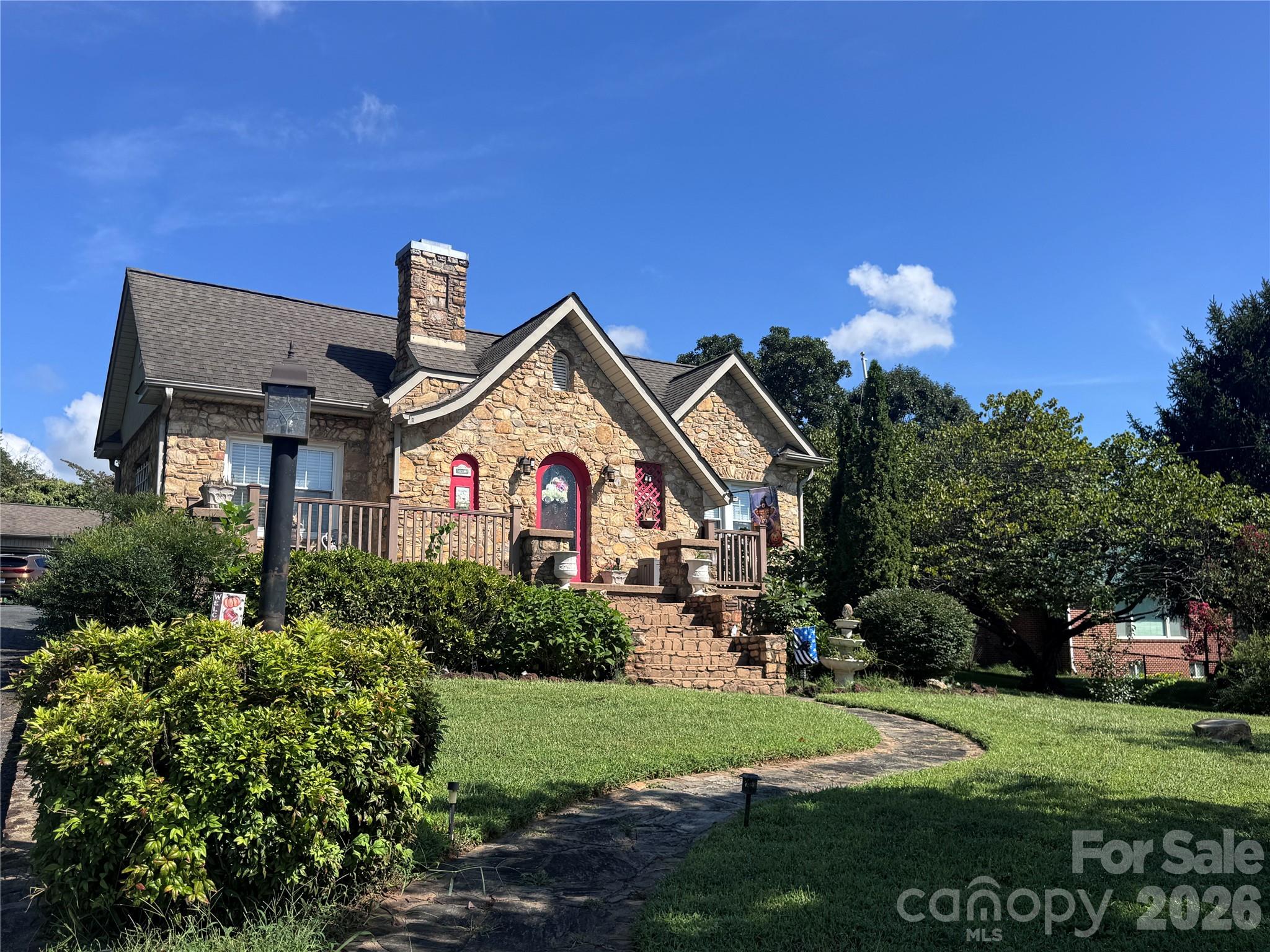 106 Myrtle Street Morganton, NC 28655 - Photo 2 of 45 Gallery Image 2