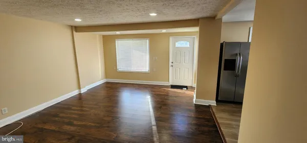 $1,800 | 623 New Jersey Avenue, Baltimore, MD 21221
