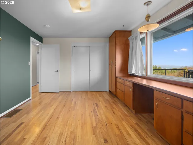 $645,000 | 10180 Southeast Cresthill Road, Happy Valley, OR 97086