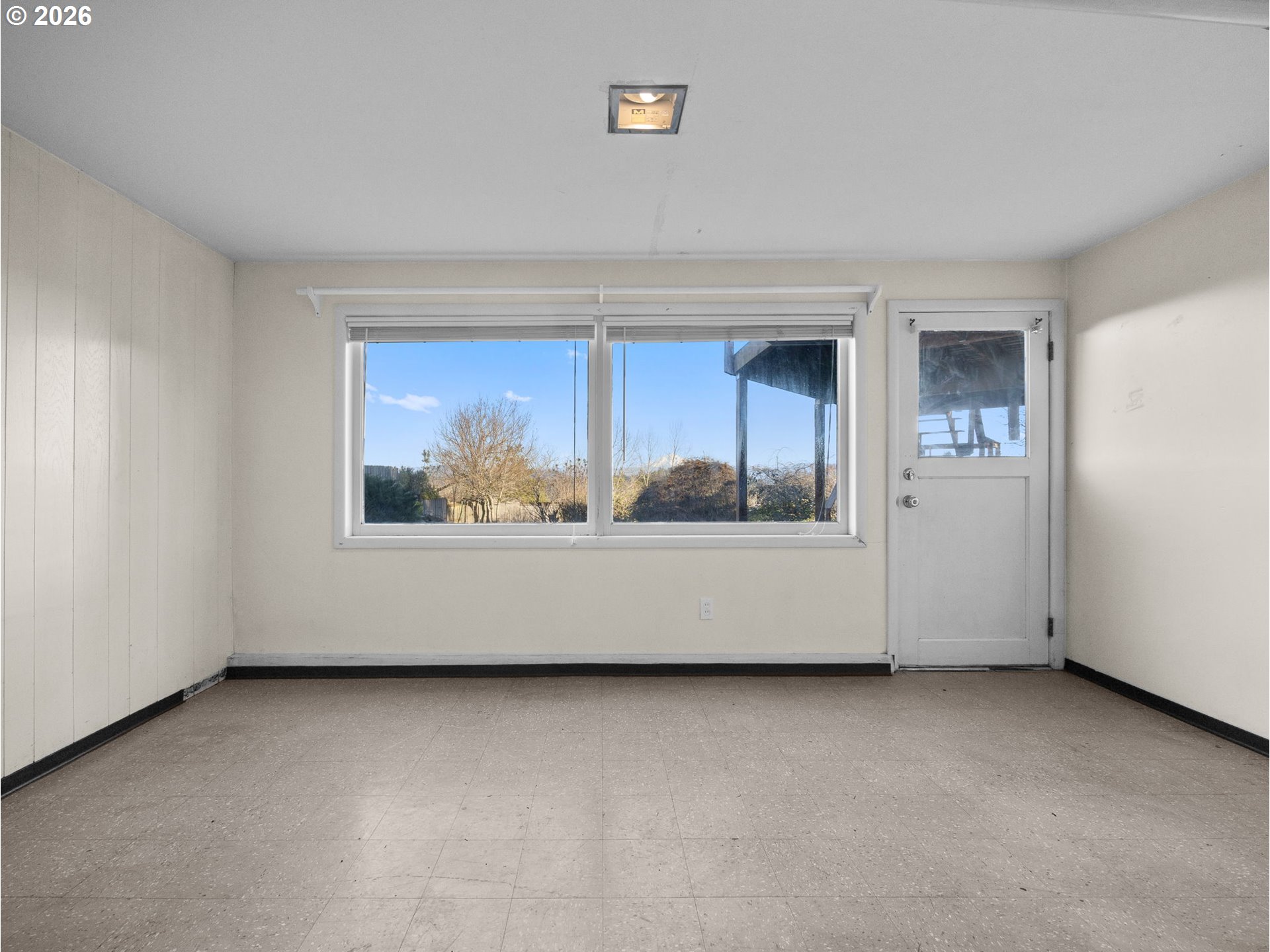 10180 Southeast Cresthill Road Happy Valley, OR 97086 - Photo 28 of 48