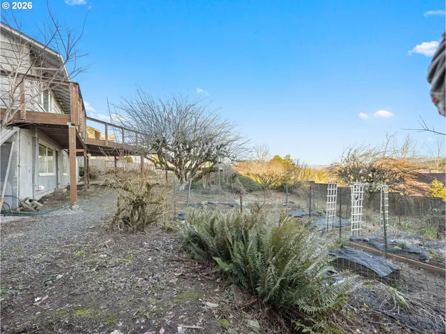 $645,000 | 10180 Southeast Cresthill Road, Happy Valley, OR 97086