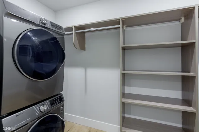 a close up view of washer and dryer
