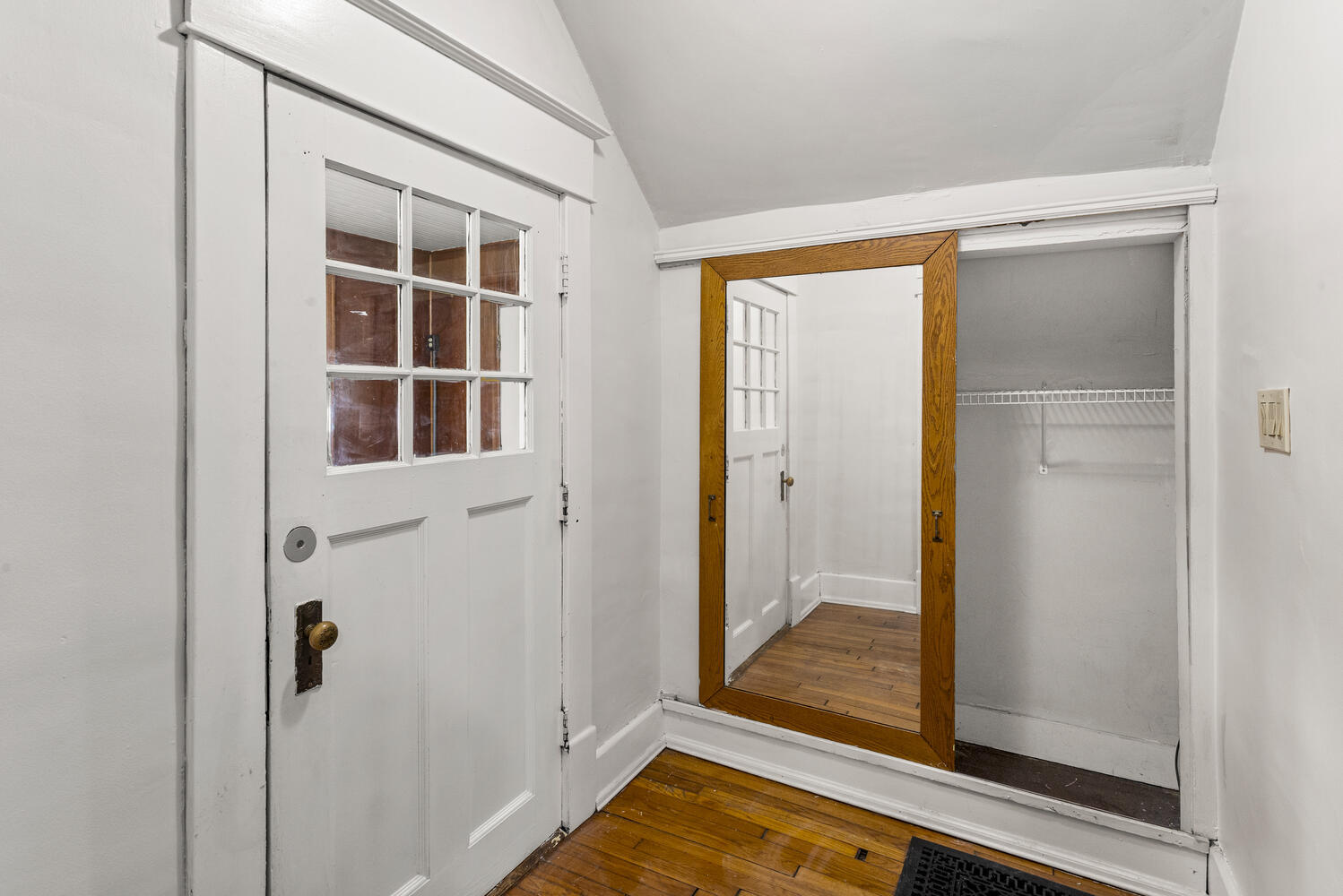 812 West Main Street Urbana, IL 61801 - Photo 11 of 28