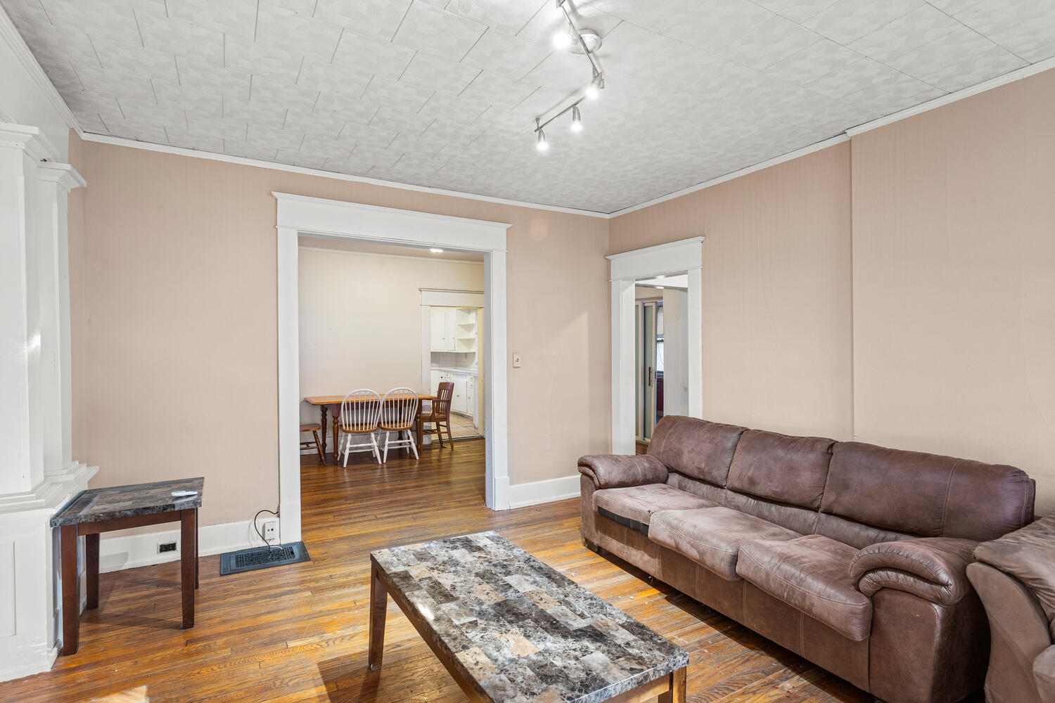 812 West Main Street Urbana, IL 61801 - Photo 13 of 28