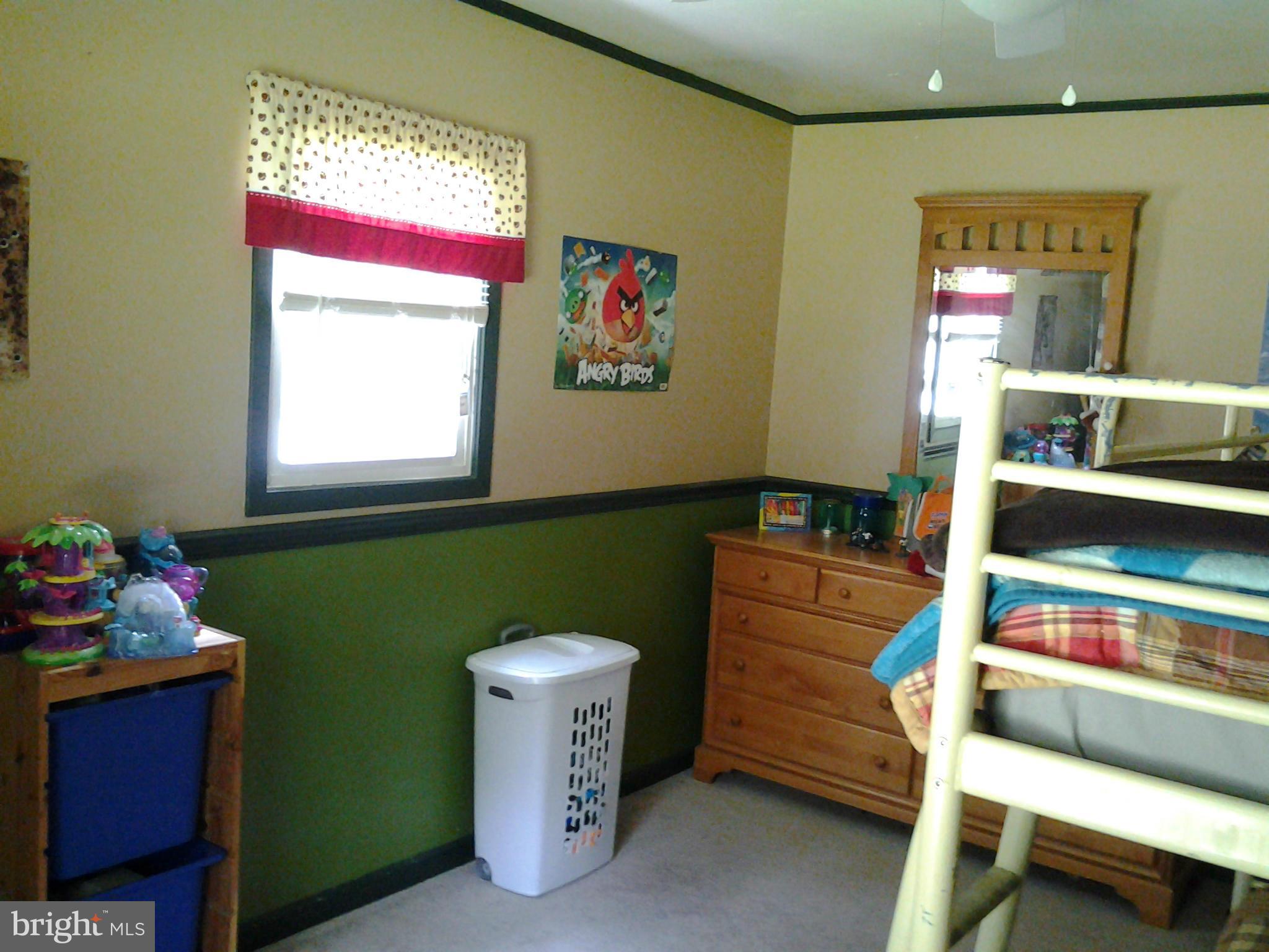 5255 Mackall Road St. Leonard, MD 20685 - Photo 18 of 30 Bedroom