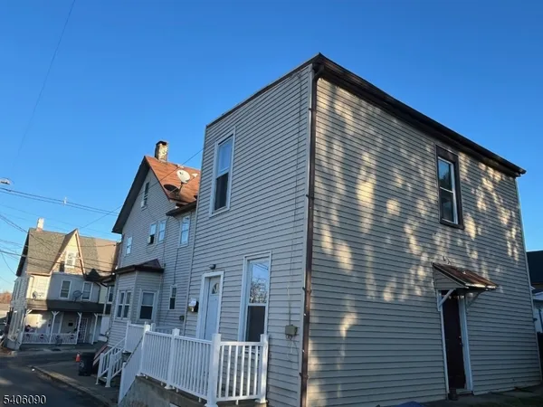 $1,300 | 56 Filmore Street, Unit A, Phillipsburg, NJ 08865