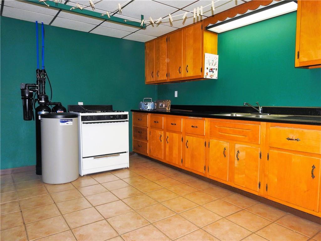 2313 Mercer Road New Brighton, PA 15066 - Photo 13 of 25 Gallery Image 13