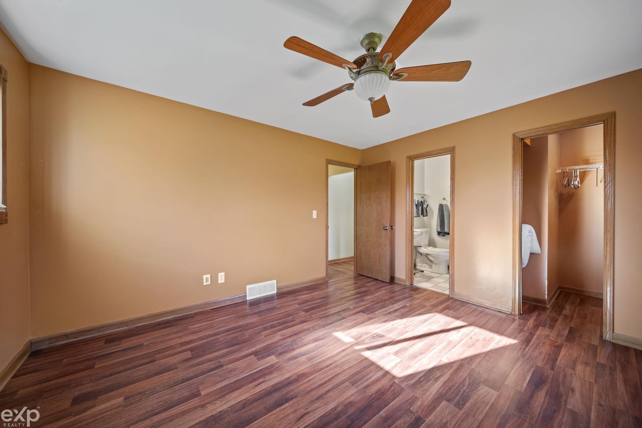 6401 Welch Road Yale, MI 48097 - Photo 15 of 44 50128147-14.JPG