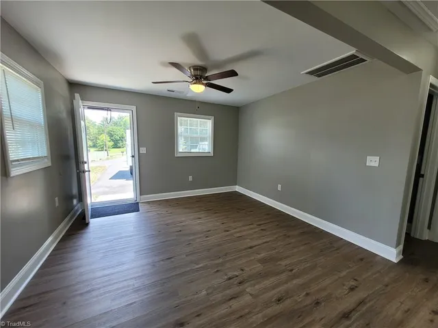 $1,050 | 800 Dodson Mill Road, Unit 5, Pilot Mountain, NC 27041