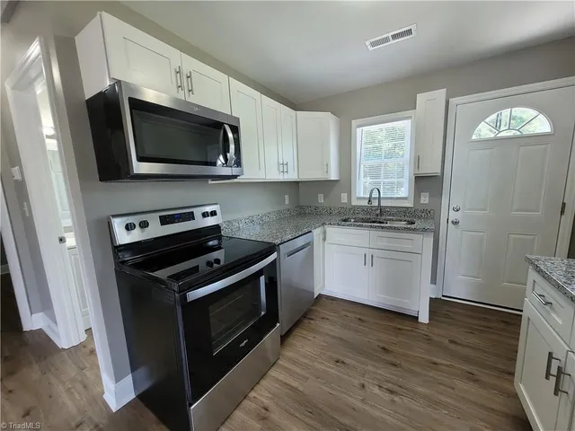 $1,050 | 800 Dodson Mill Road, Unit 5, Pilot Mountain, NC 27041