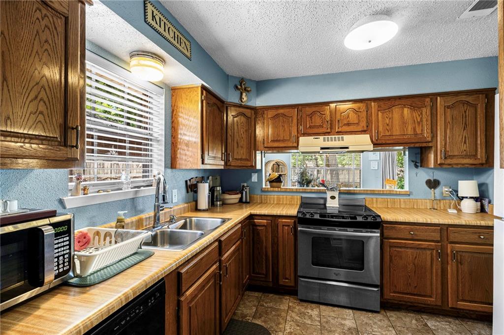 215 Ridgewood Circle Mandeville, LA 70471 - Photo 12 of 24