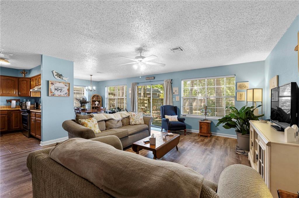 215 Ridgewood Circle Mandeville, LA 70471 - Photo 5 of 24