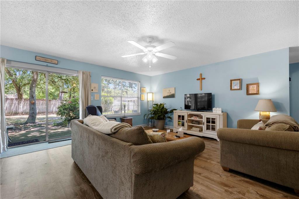 215 Ridgewood Circle Mandeville, LA 70471 - Photo 6 of 24