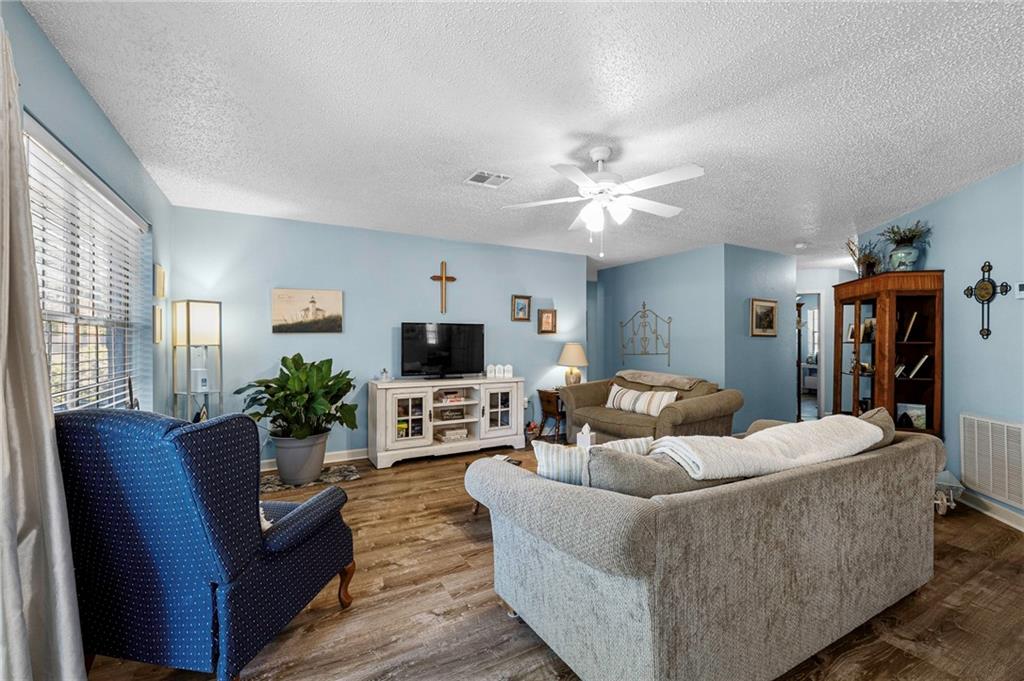 215 Ridgewood Circle Mandeville, LA 70471 - Photo 7 of 24