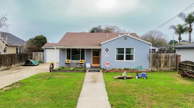 $394,999 | 674 Wallis Avenue, Gustine, CA 95322