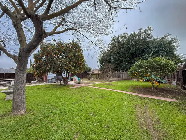 $394,999 | 674 Wallis Avenue, Gustine, CA 95322