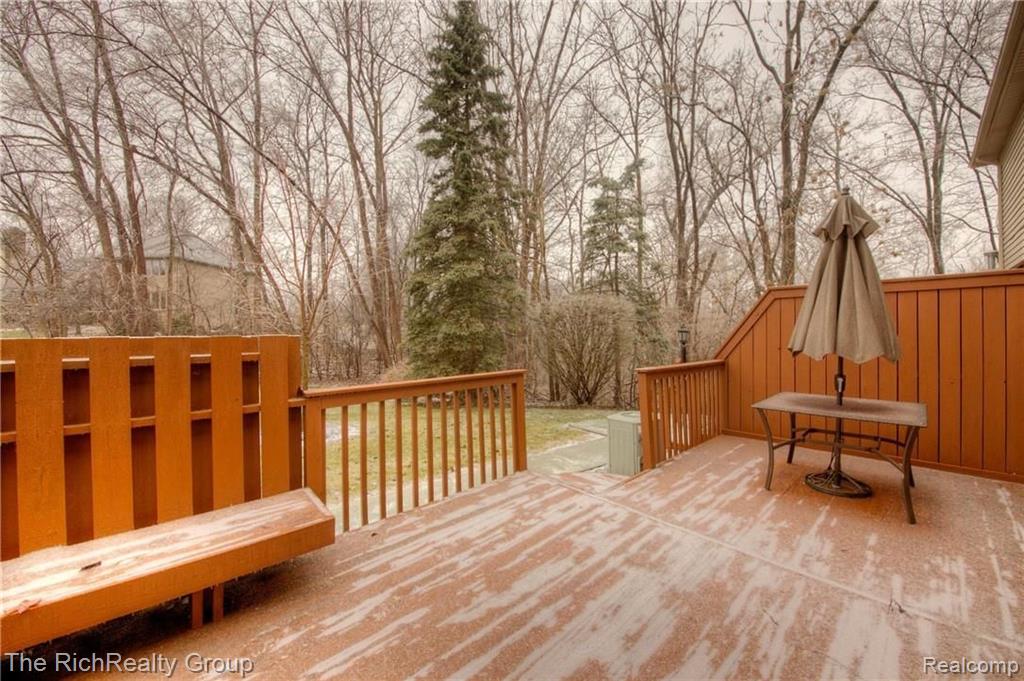 11701 Sycamore Road Plymouth, MI 48170 - Photo 32 of 34 Gallery Image 32