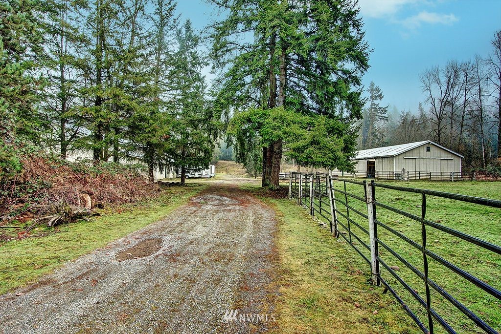 20920 Maxwell Road Southeast Maple Valley, WA 98038 - Photo 15 of 23 Gallery Image 15