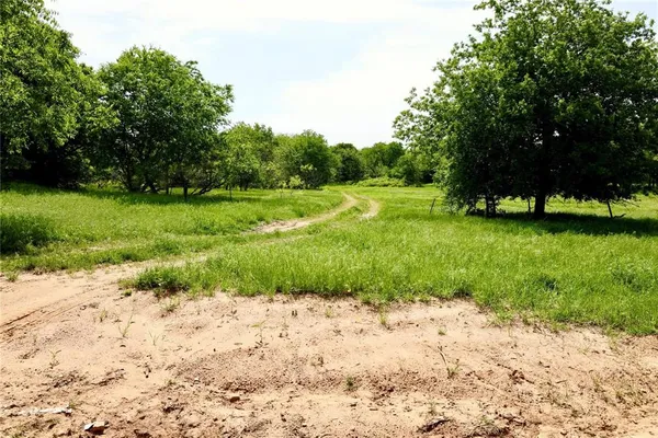 $574,000 | 1415 Farm To Market 3264 Sunset Tx 76270, Sunset, TX 76270