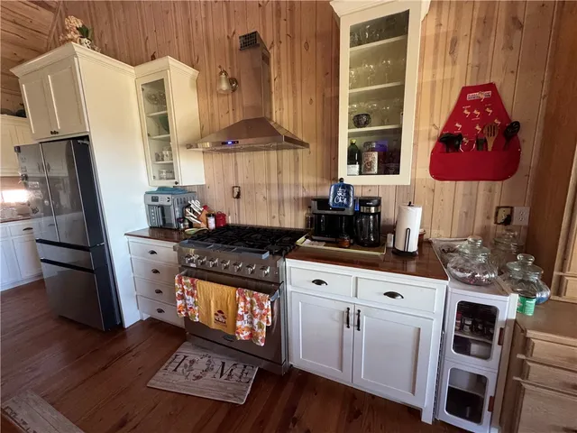 $1,250,000 | 284 River Road, Westminster, SC 29693