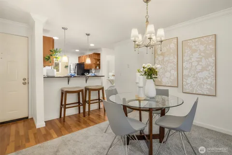 $448,000 | 1007 156th Avenue Northeast, Unit B209, Bellevue, WA 98007