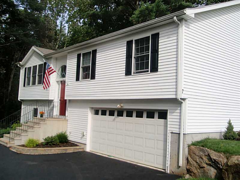 7 Dodd Street Coventry, RI 02816 - Photo 1 of 14 Exterior Front.