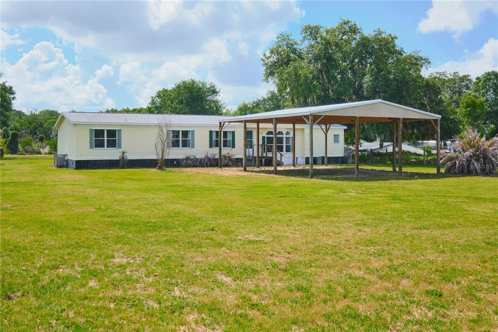 2701 Murphy Road Ona, FL 33865 - Photo 41 of 41 a view of a house with a big yard