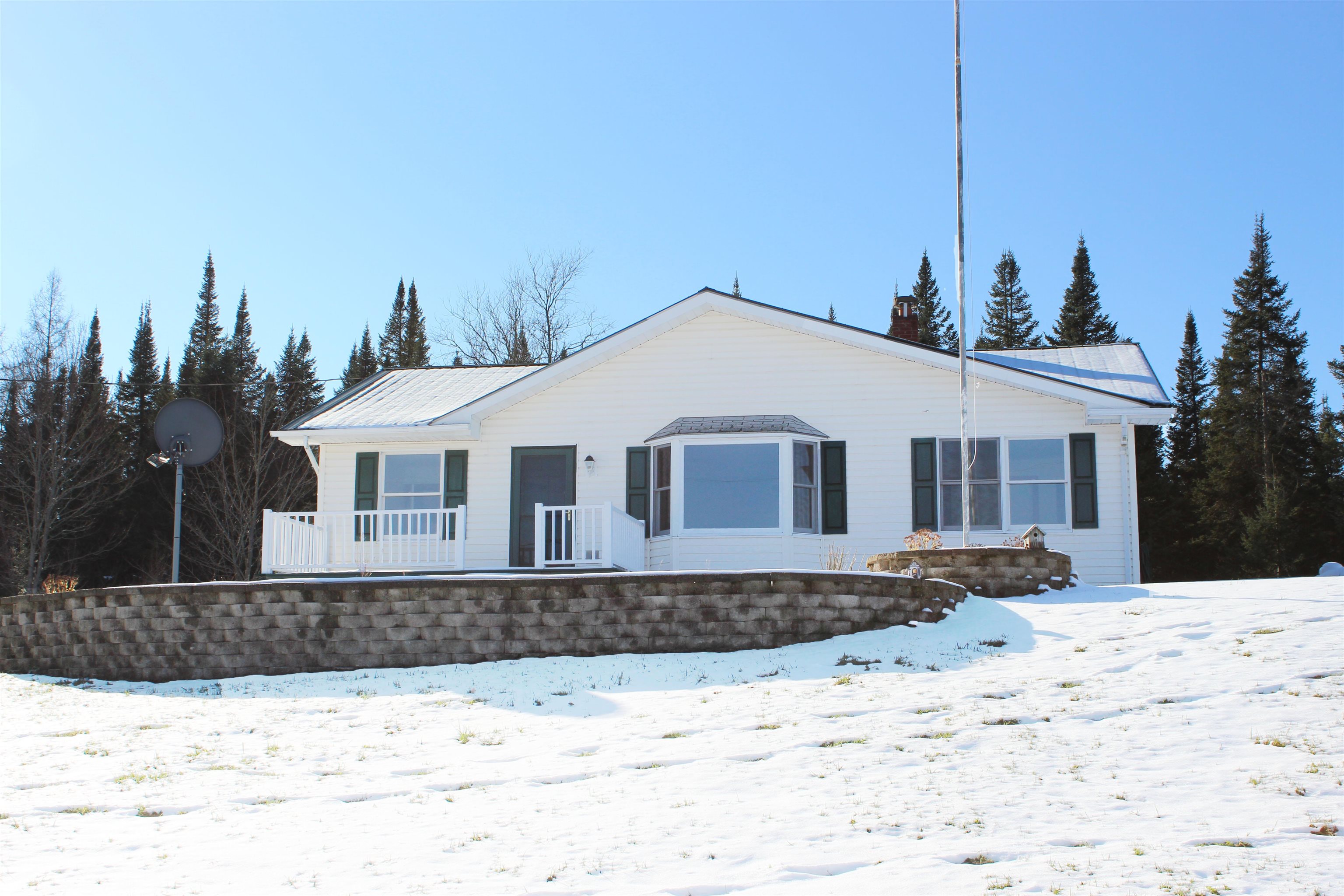 2375 Island Pond Road Newark, VT 05837 - Photo 20 of 21 Gallery Image 20