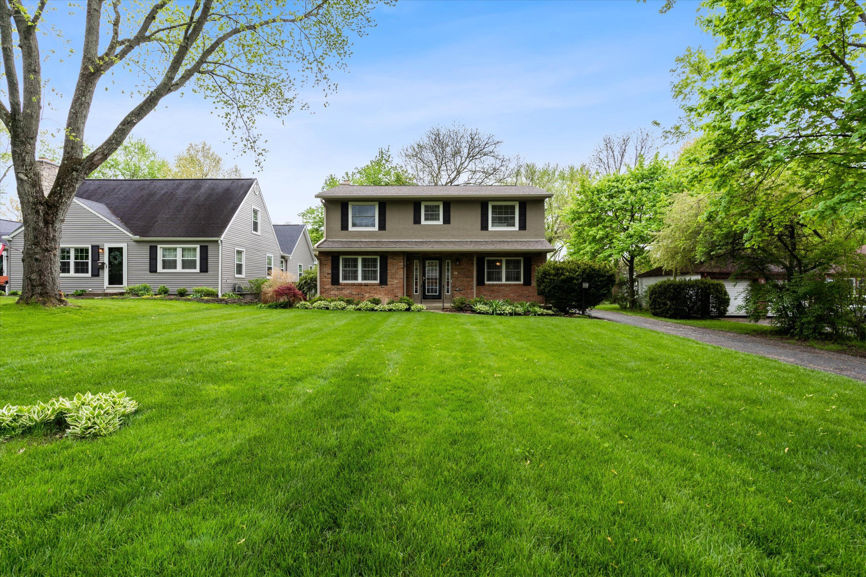 2485 Middlesex Road Columbus, OH 43220 - Photo 1 of 39 Street View
