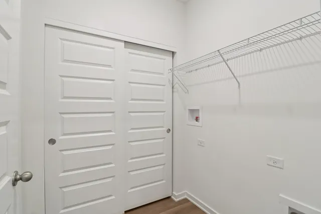 a view of walk in closet