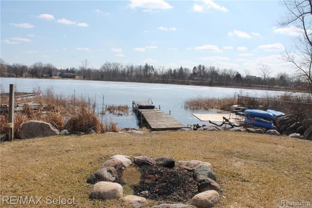 2169 Wiggins Road Fenton, MI 48430 - Photo 38 of 39