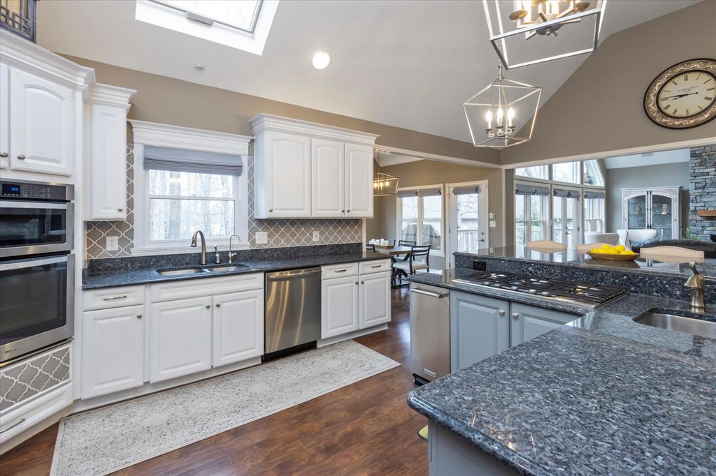 12255 Ridgeside Road Indianapolis, IN 46256 - Photo 14 of 60