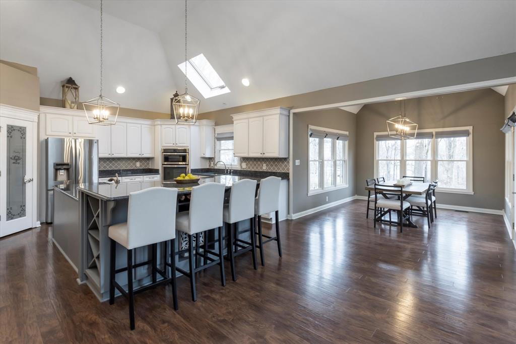 12255 Ridgeside Road Indianapolis, IN 46256 - Photo 15 of 60