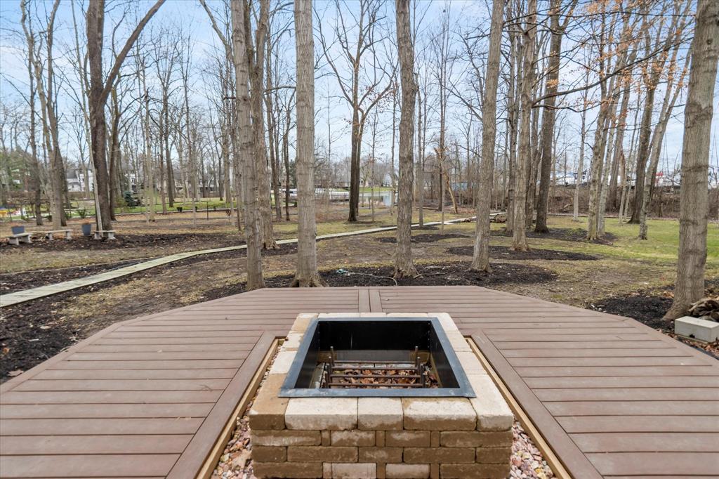 12255 Ridgeside Road Indianapolis, IN 46256 - Photo 41 of 60