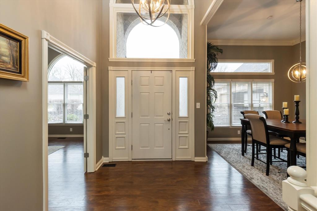 12255 Ridgeside Road Indianapolis, IN 46256 - Photo 6 of 60