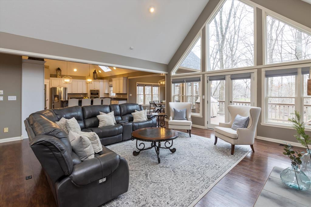 12255 Ridgeside Road Indianapolis, IN 46256 - Photo 8 of 60